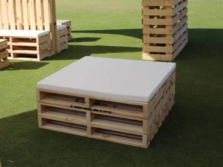 Pallet Square Seat 3.jpeg
