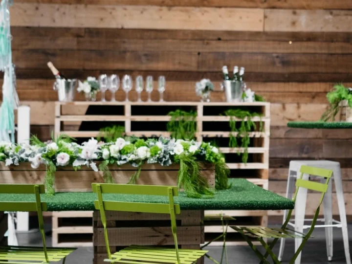 Pallet Grass Dining .jpeg