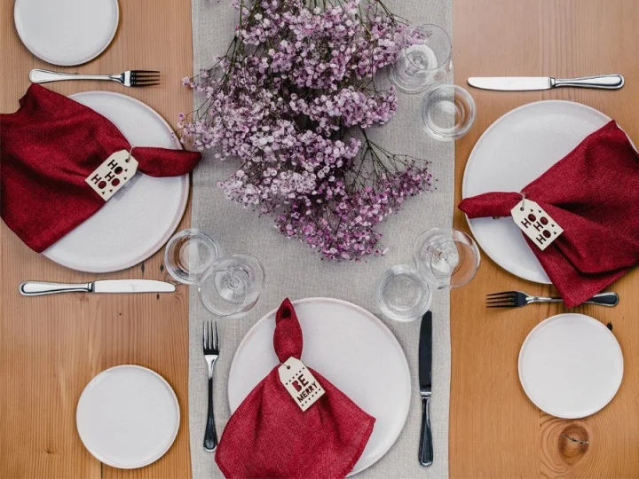 Premium Weave Napkin Burgundy 3.jpeg