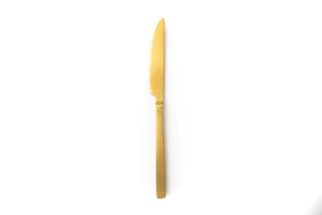 Dinner Knife Gold .jpg