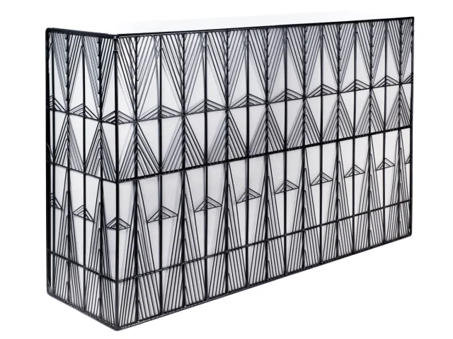 Jagger Bar Black   With Grey Perspex.jpg