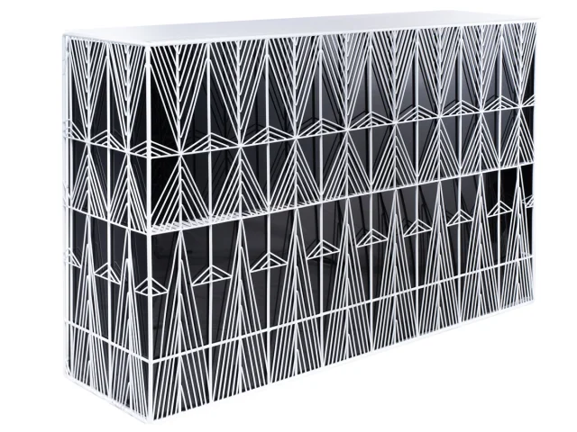 Jagger Bar White   With Black Perspex .jpg