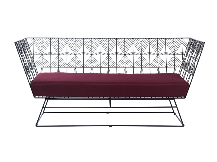 Jagger Lounge Black Base   Maroon Cushion.jpg