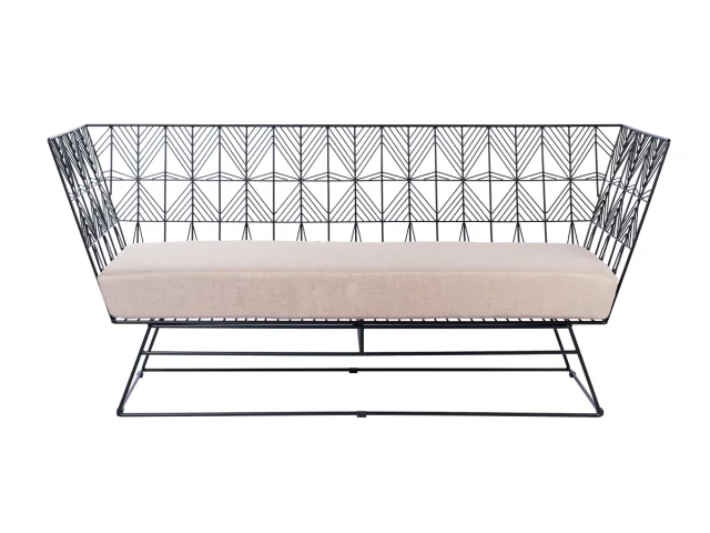 Jagger Lounge Black Base  Beige Cushion.jpg