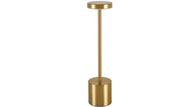 Led Table Lamp   Gold 2.png