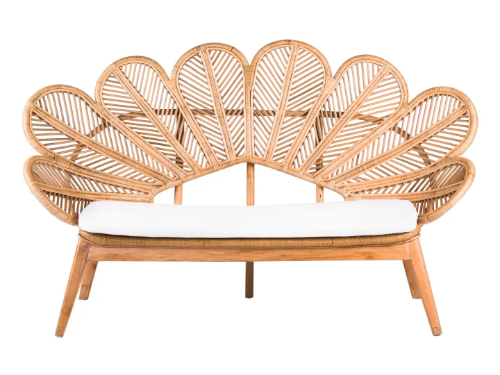 Lotus Lounge Oak   With Cushion .jpg