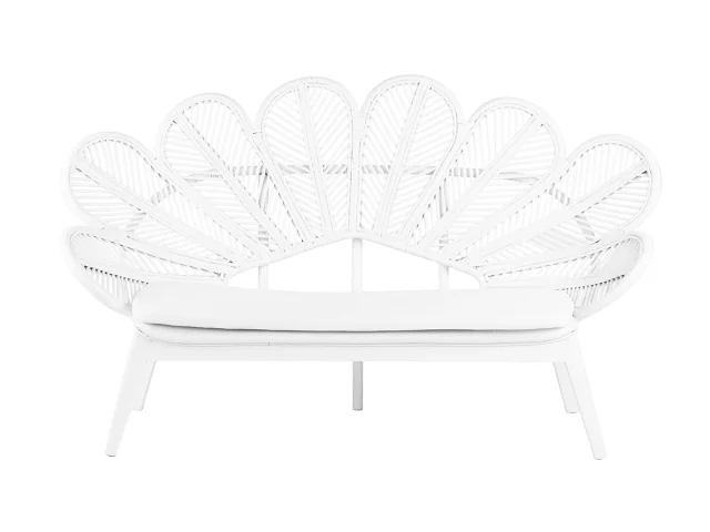 Lotus Lounge White   With Cushion .jpg