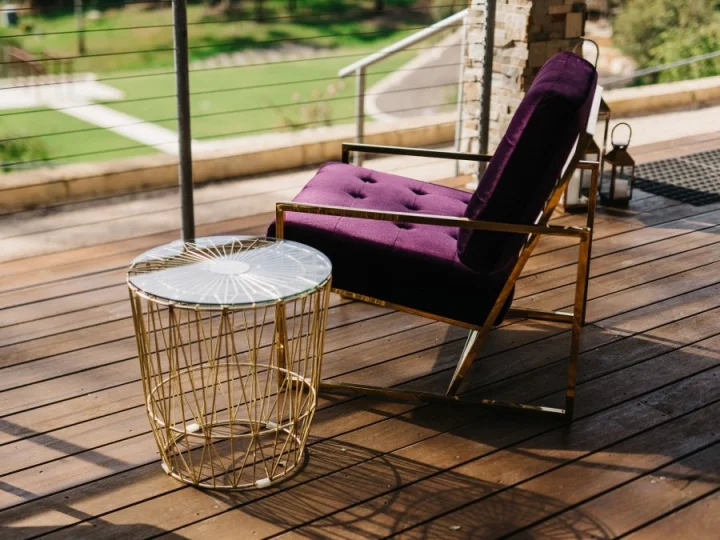 Zara Gold Armchair Side Angle With Violet Cushion .jpeg